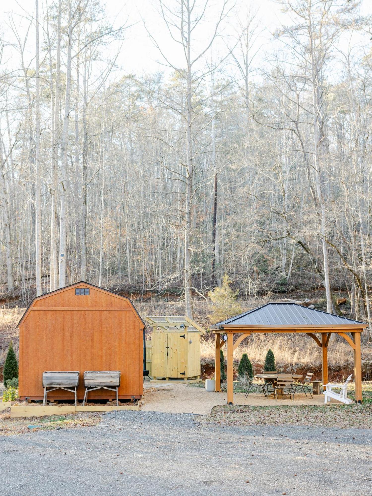 Hotel Blythe Shoals Base Camp Cleveland Exterior foto